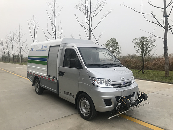 Q26纯电动道路养护车